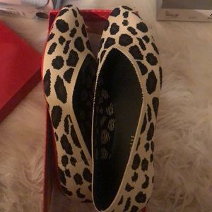Kelly & Katie leopard print shoes, NWT, Sz 9.5 med